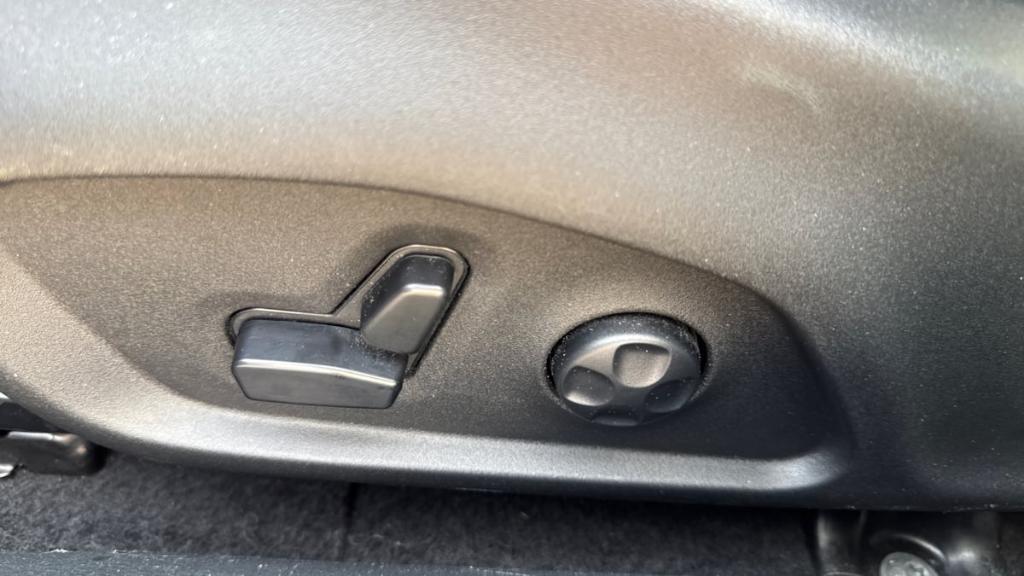 used 2020 Jeep Compass car, priced at $18,295