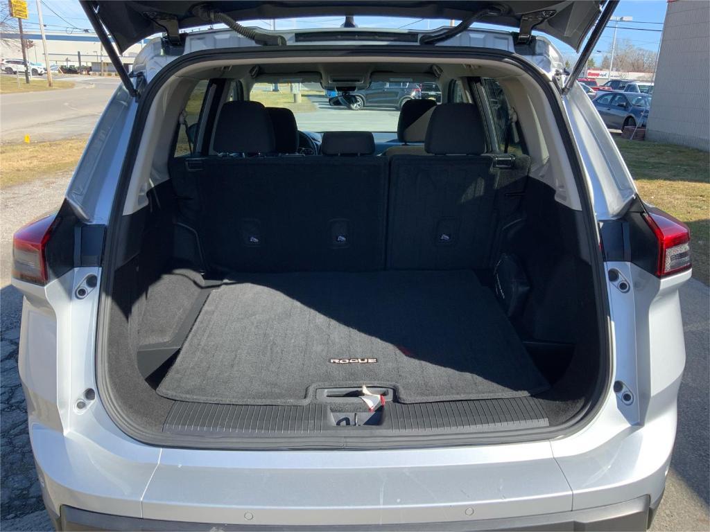 used 2024 Nissan Rogue car, priced at $19,995