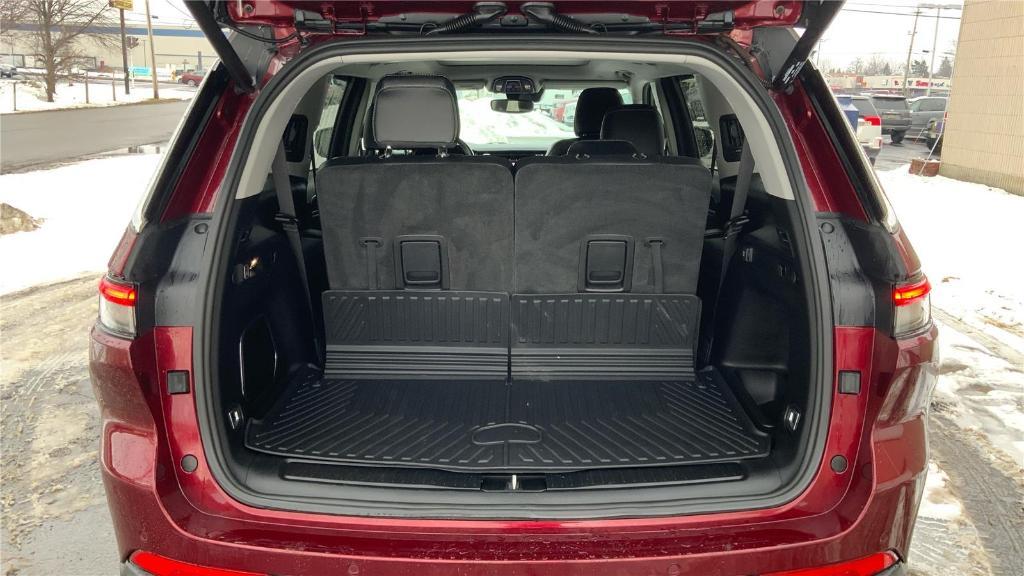 used 2021 Jeep Grand Cherokee L car, priced at $28,995