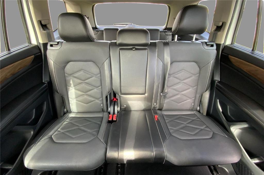 used 2024 Volkswagen Atlas car, priced at $28,895