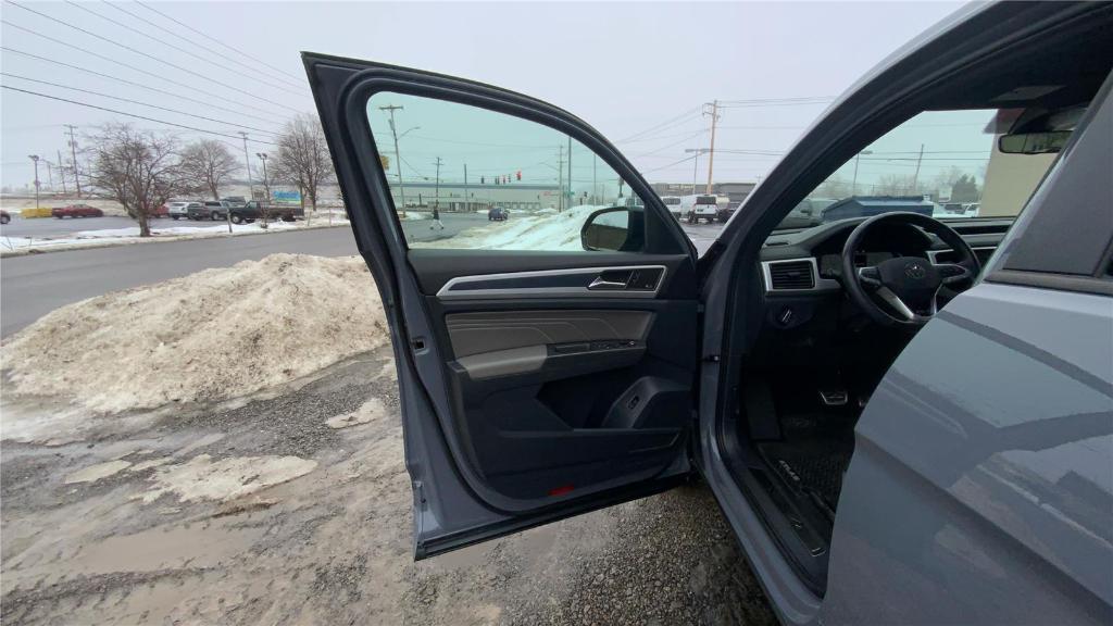 used 2023 Volkswagen Atlas Cross Sport car, priced at $28,495