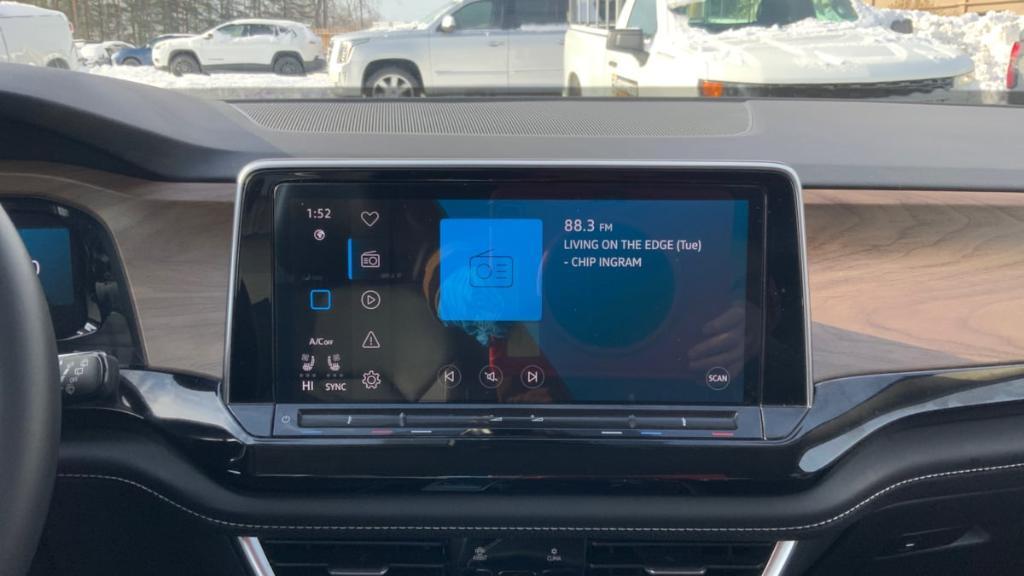 used 2024 Volkswagen Atlas car, priced at $30,495