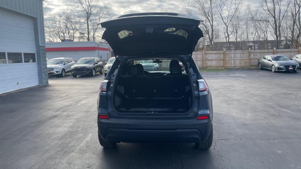 used 2019 Jeep Cherokee car, priced at $15,795