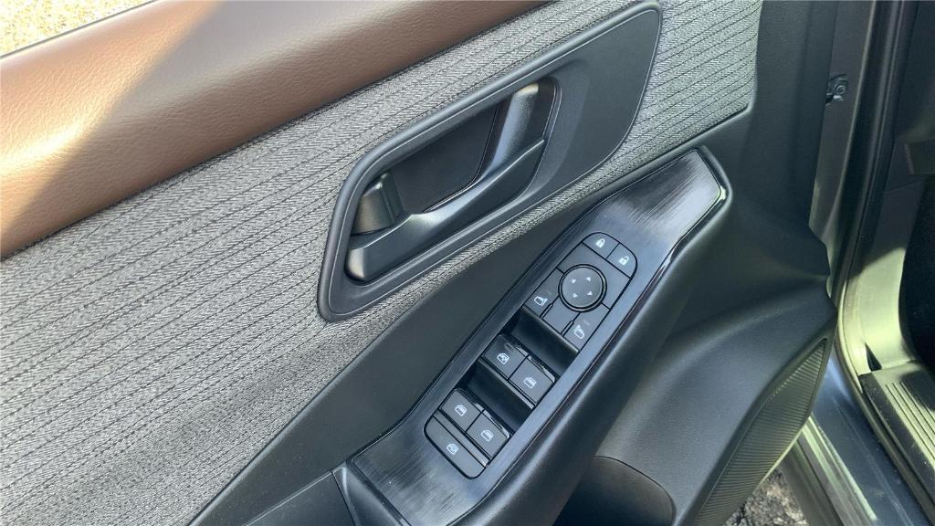 used 2023 Nissan Rogue car, priced at $17,795