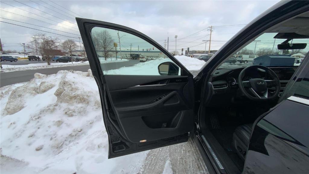 used 2023 INFINITI QX60 car, priced at $33,895