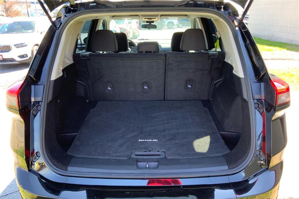 used 2024 Nissan Rogue car, priced at $19,995