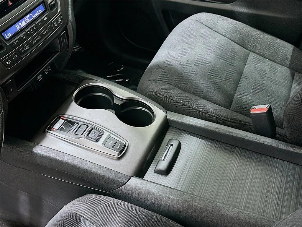 used 2021 Honda Pilot car, priced at $21,935