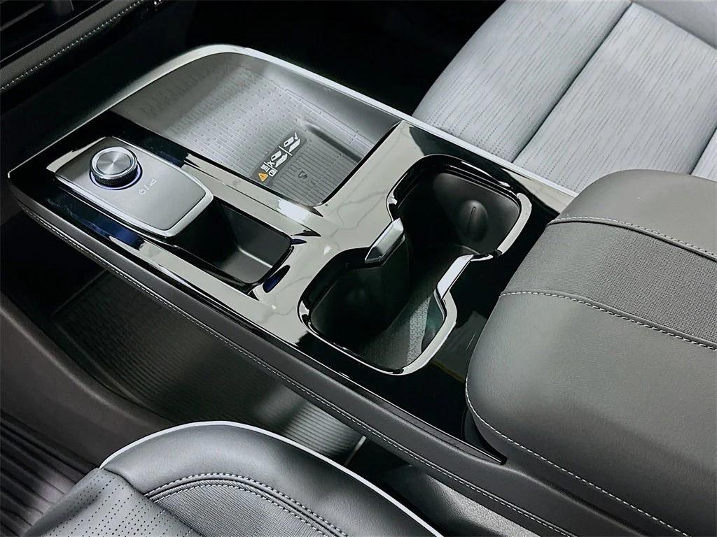 new 2026 Buick Enclave car, priced at $47,800