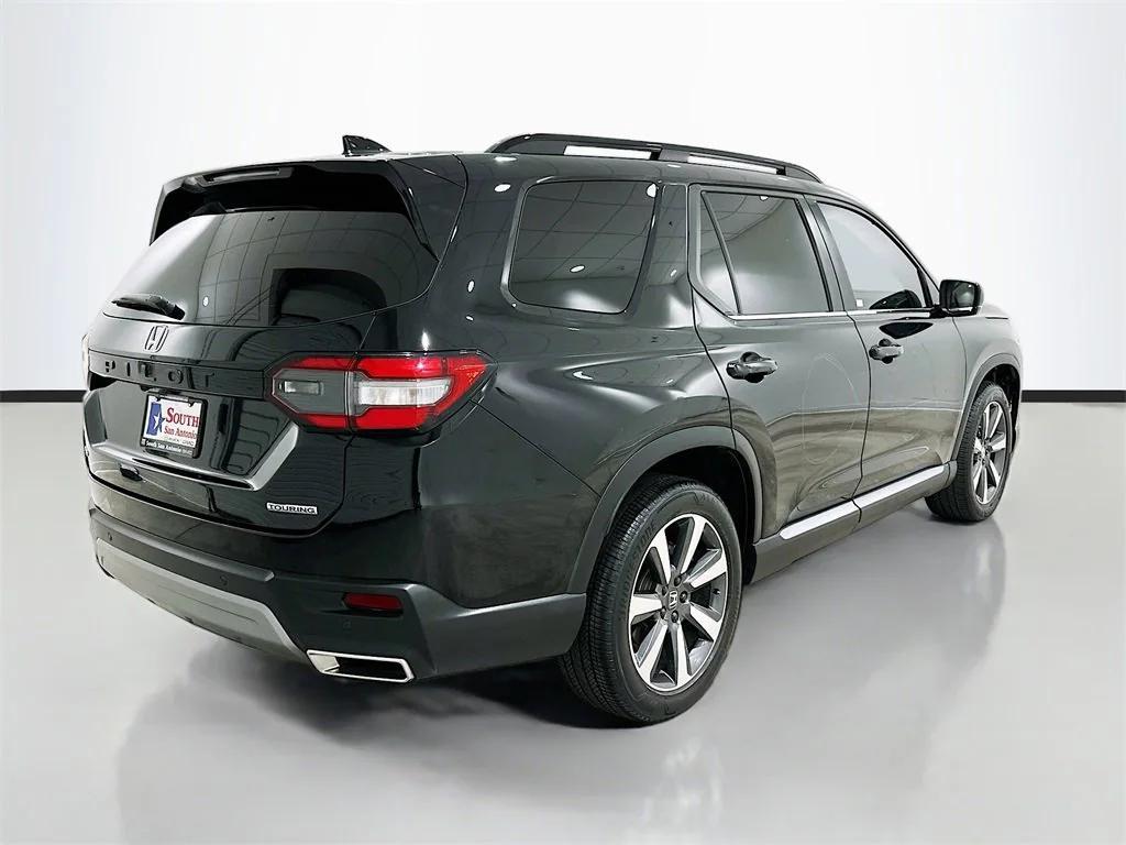 used 2023 Honda Pilot car, priced at $36,481