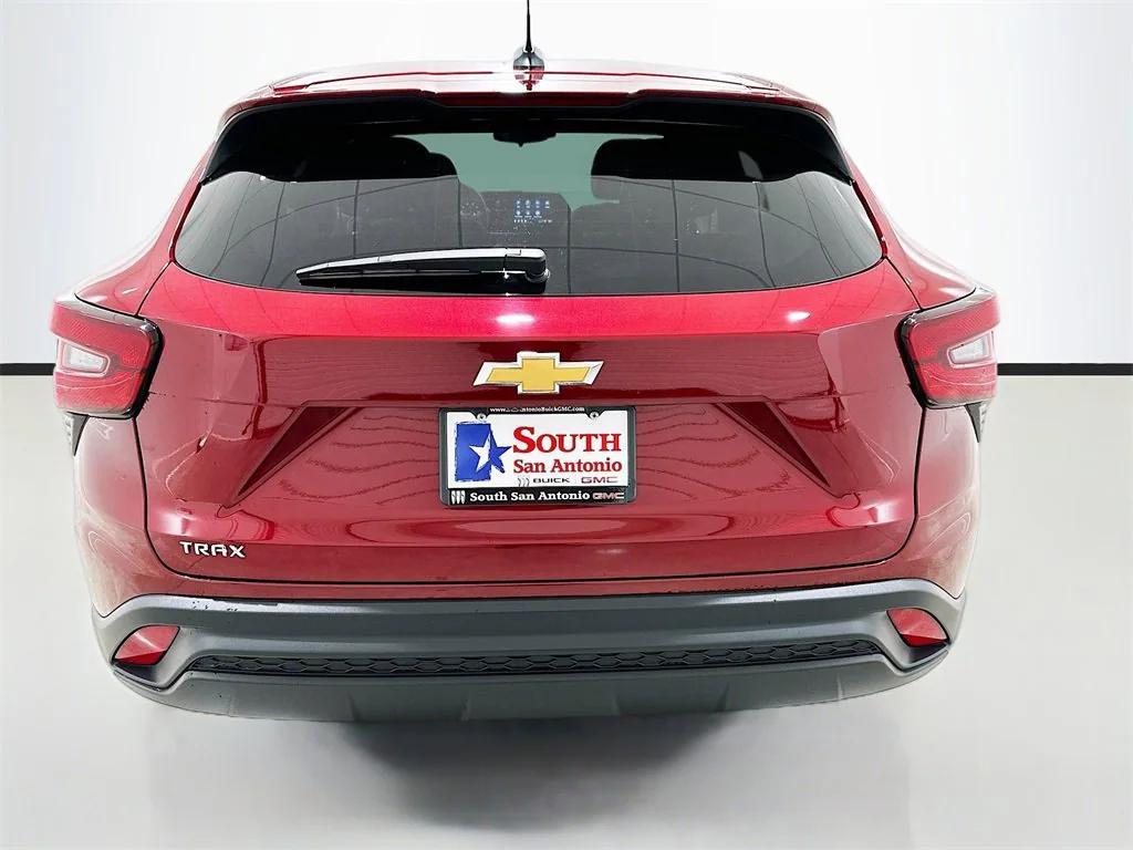 used 2025 Chevrolet Trax car, priced at $22,091
