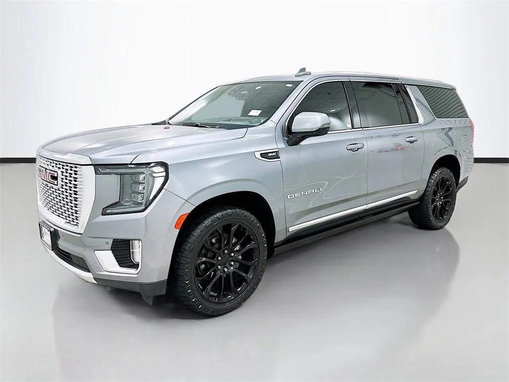used 2022 GMC Yukon XL car, priced at $49,635