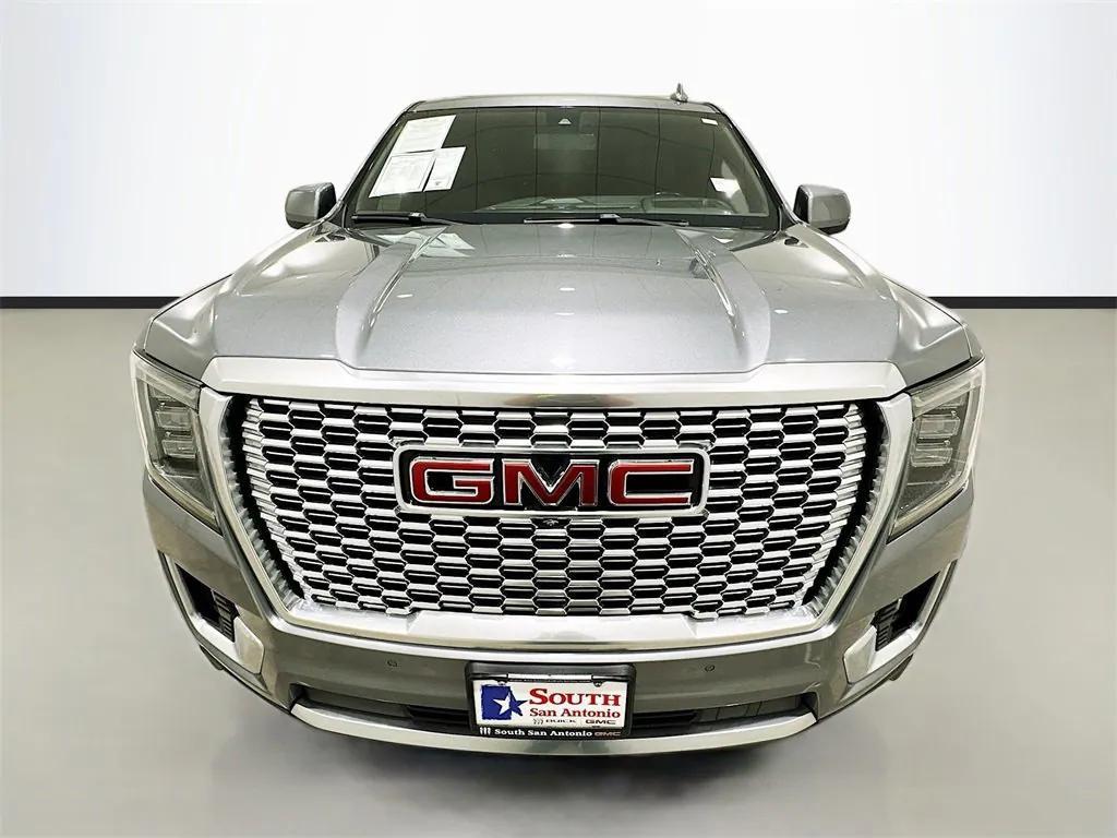used 2022 GMC Yukon XL car, priced at $49,635
