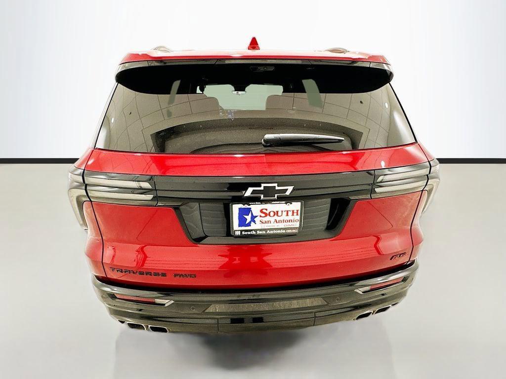 used 2024 Chevrolet Traverse car, priced at $47,184