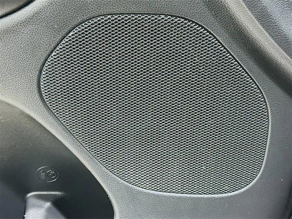 used 2022 Jeep Grand Cherokee car, priced at $23,090