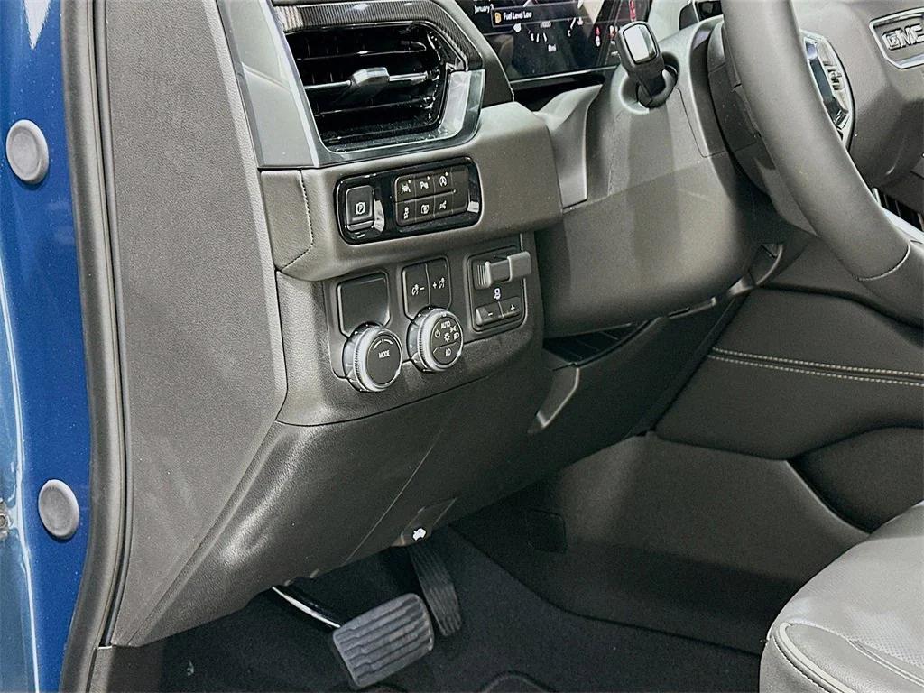 new 2026 GMC Yukon XL car, priced at $85,645