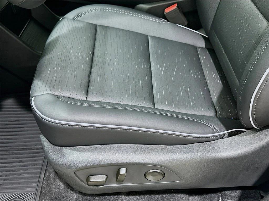 new 2026 Buick Enclave car, priced at $48,900