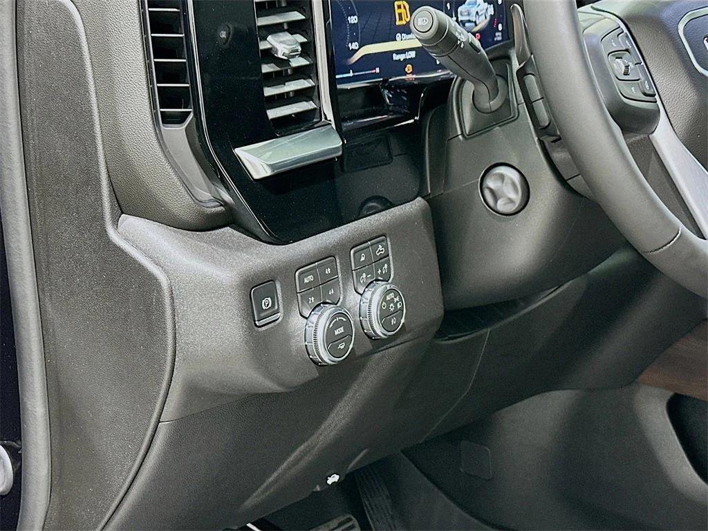 new 2026 GMC Sierra 1500 car, priced at $55,590