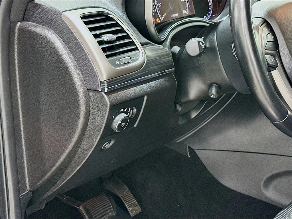 used 2021 Jeep Grand Cherokee car, priced at $24,491