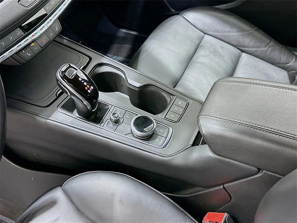 used 2020 Cadillac XT4 car, priced at $22,164