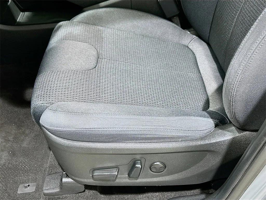 used 2022 Hyundai Santa Fe car, priced at $21,000