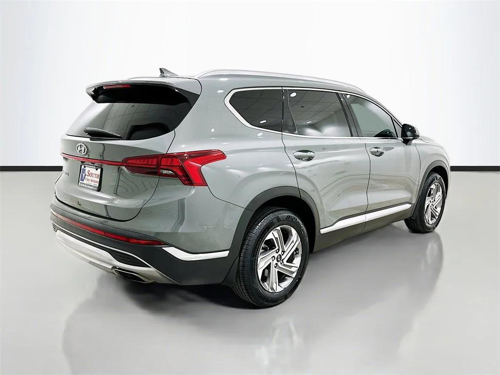 used 2022 Hyundai Santa Fe car, priced at $21,000