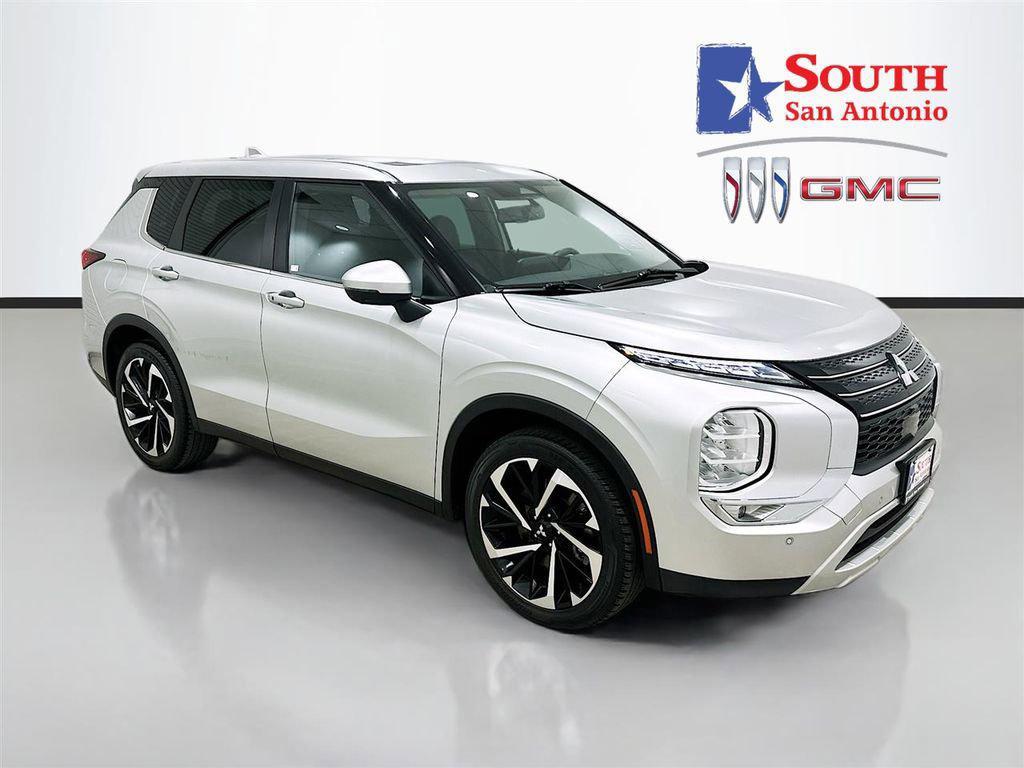 used 2023 Mitsubishi Outlander car, priced at $23,875