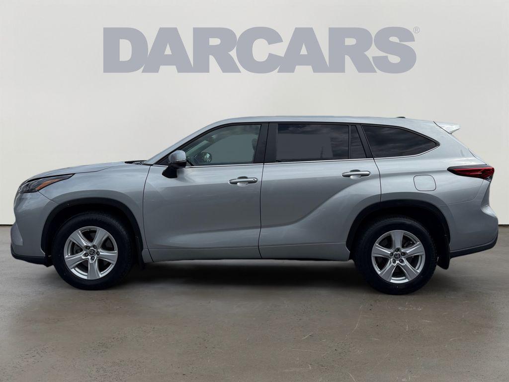 used 2023 Toyota Highlander car, priced at $36,925