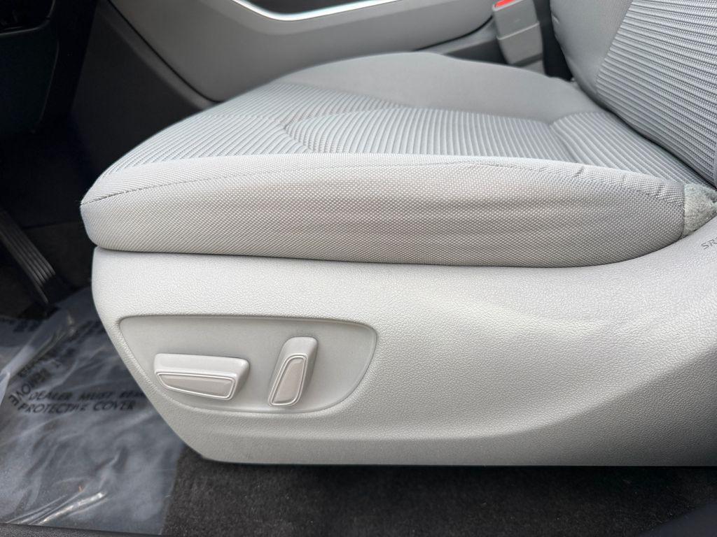 used 2023 Toyota Highlander car, priced at $36,925