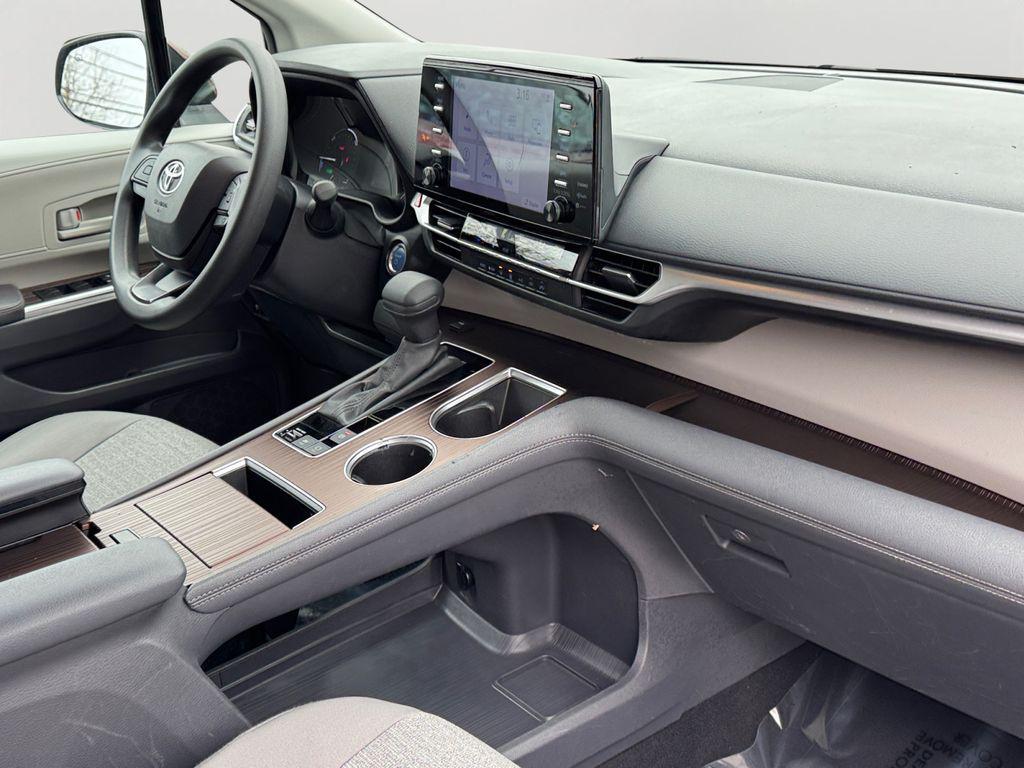 used 2024 Toyota Sienna car, priced at $34,550