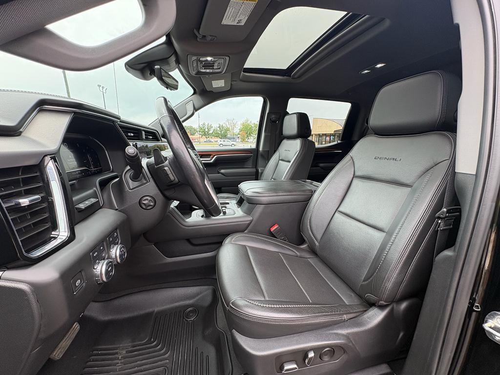 used 2023 GMC Sierra 1500 car, priced at $55,989