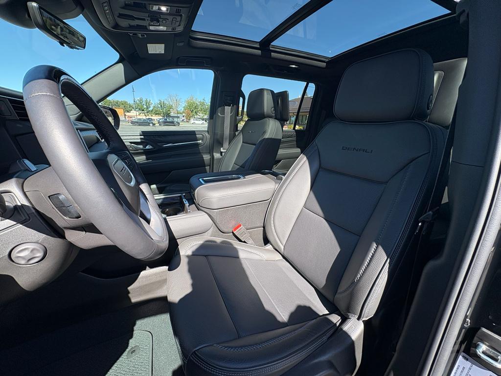 used 2024 GMC Yukon XL car, priced at $73,989