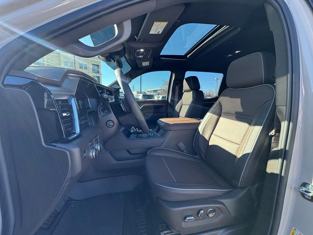 new 2026 GMC Sierra 1500 car, priced at $75,564