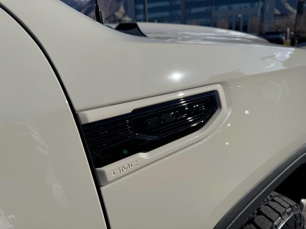 new 2026 GMC Sierra 1500 car, priced at $75,564