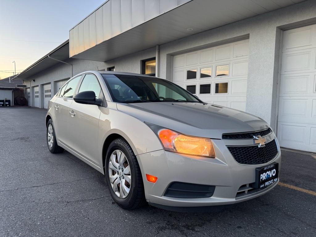 used 2012 Chevrolet Cruze car, priced at $5,500