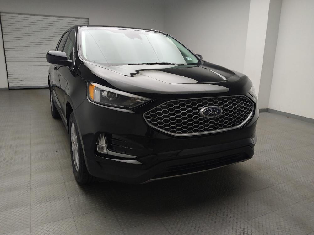 used 2024 Ford Edge car, priced at $23,895