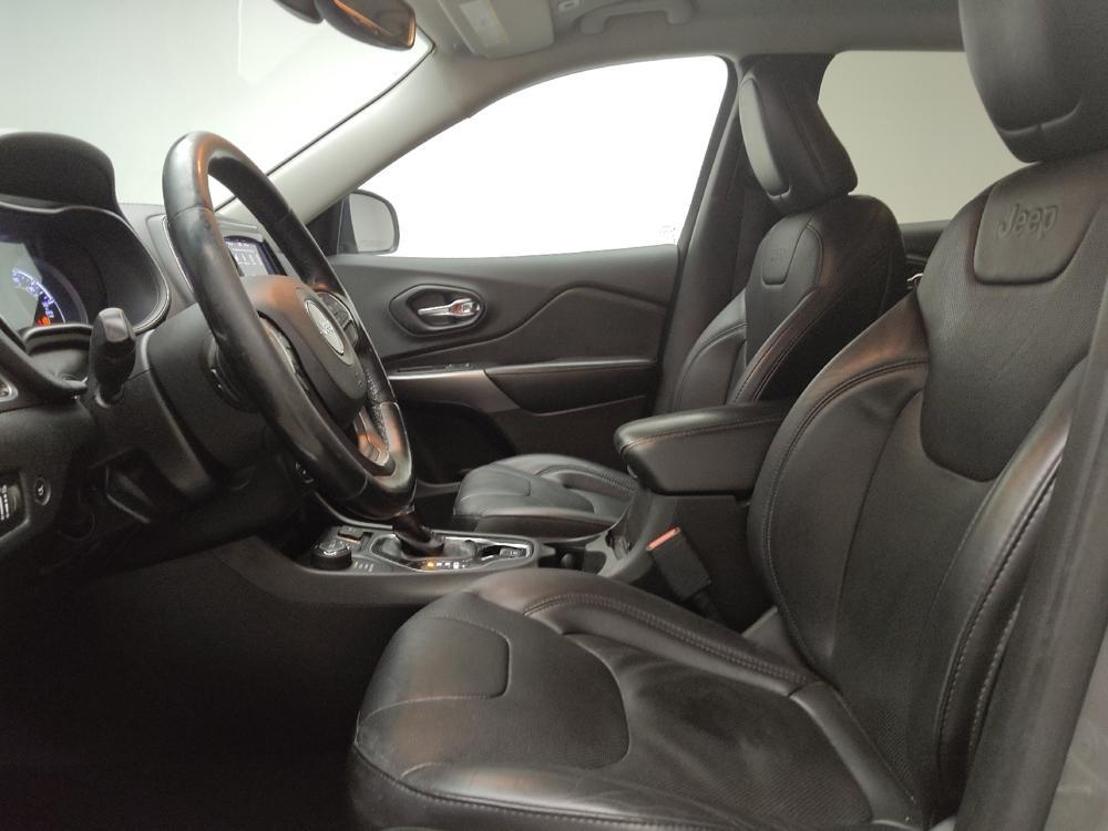 used 2019 Jeep Cherokee car, priced at $17,295