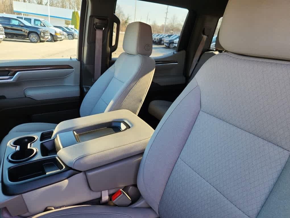 used 2025 Chevrolet Silverado 1500 car, priced at $41,844