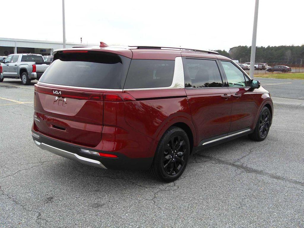 used 2024 Kia Carnival car, priced at $37,798
