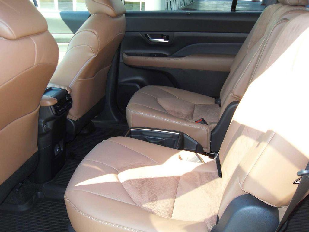 new 2026 Toyota Grand Highlander Hybrid car, priced at $62,863