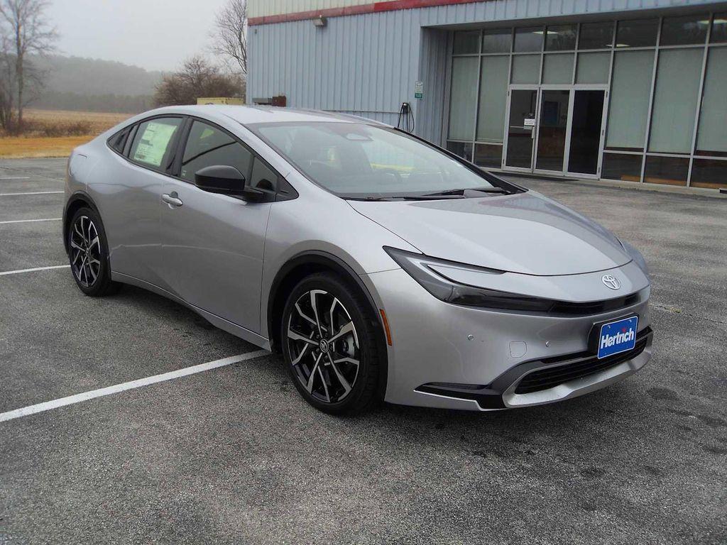 new 2026 Toyota Prius Plug-In Hybrid car, priced at $39,424