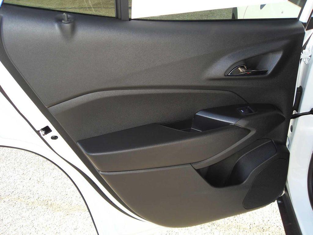 new 2026 Chevrolet Trax car, priced at $25,885