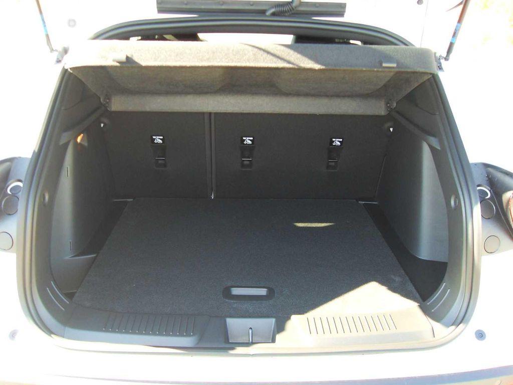 new 2026 Chevrolet Trax car, priced at $25,885