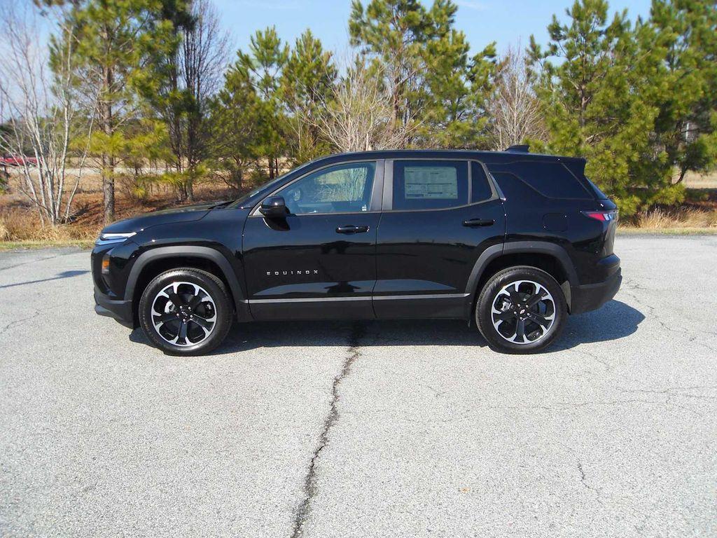 new 2026 Chevrolet Equinox car, priced at $35,710