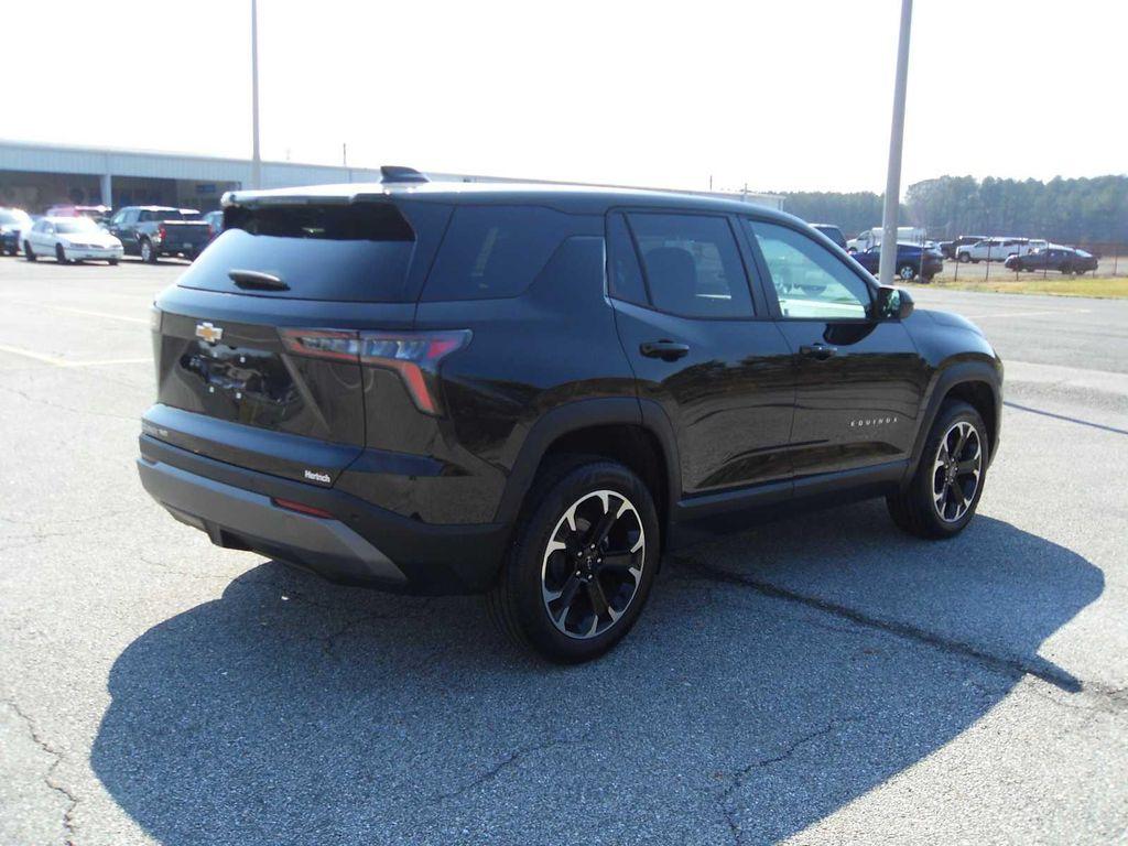 new 2026 Chevrolet Equinox car, priced at $35,710