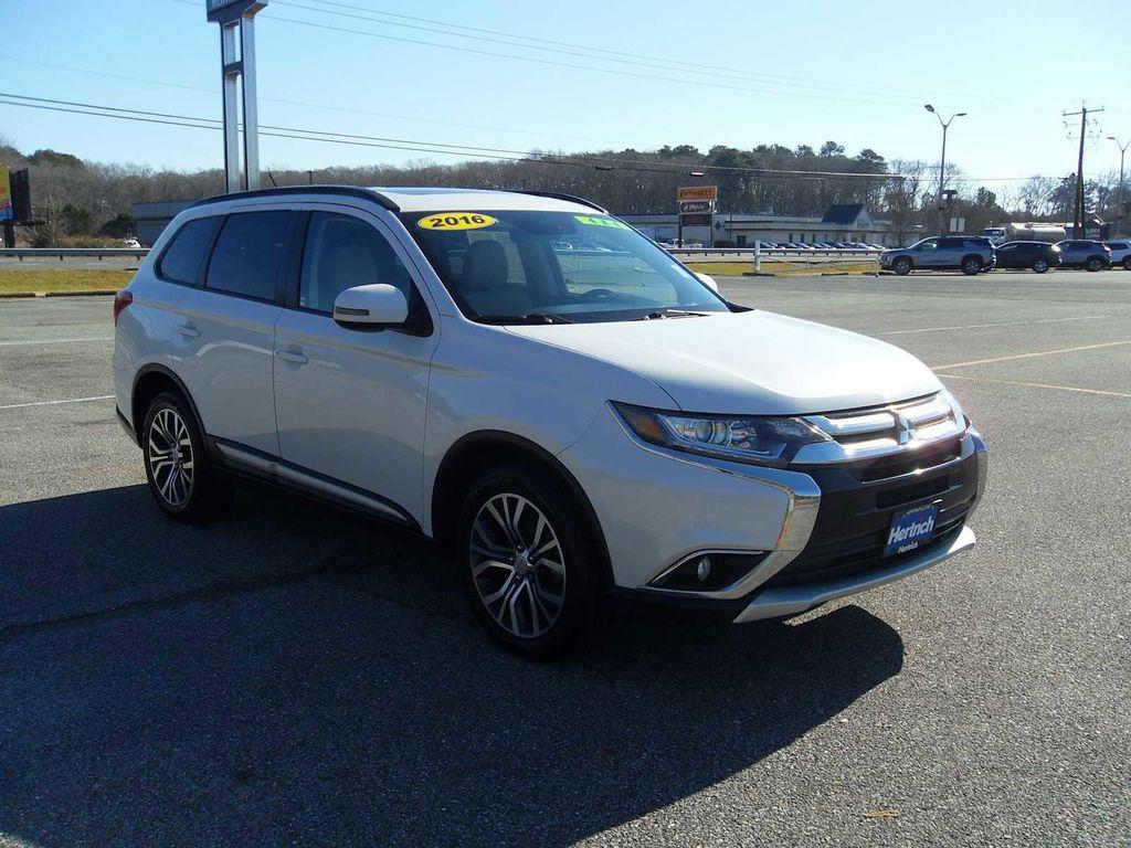 used 2016 Mitsubishi Outlander car, priced at $13,524