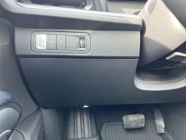 new 2026 Chevrolet Traverse car, priced at $45,940