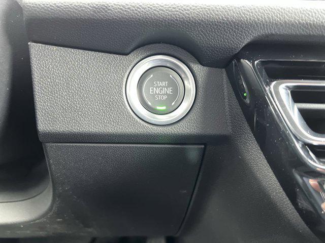 new 2026 Chevrolet Traverse car, priced at $52,545