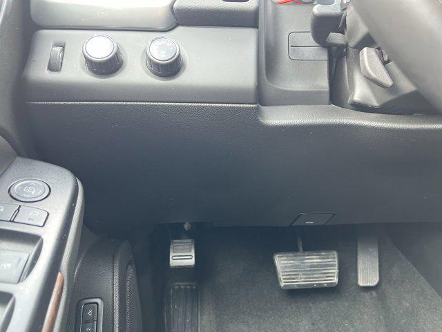 used 2018 Chevrolet Suburban car, priced at $21,990