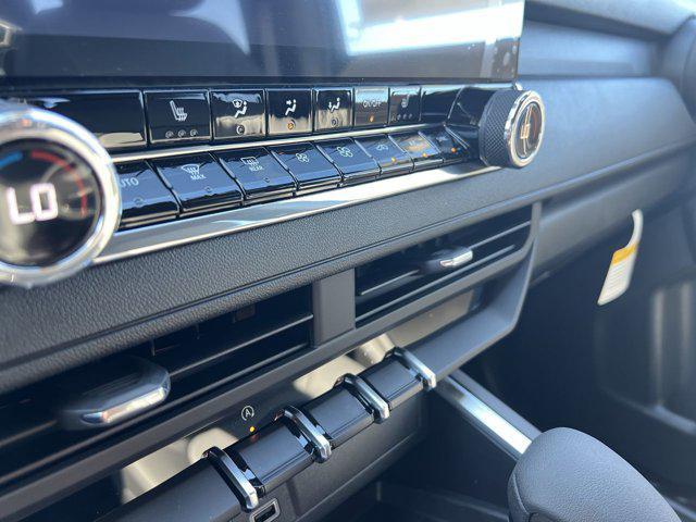 new 2026 Chevrolet Colorado car, priced at $45,660