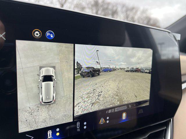 new 2026 Chevrolet Equinox car, priced at $39,050